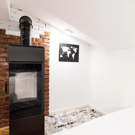 Mansarda Cotroceni Apartment