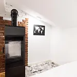 Mansarda Cotroceni شقة